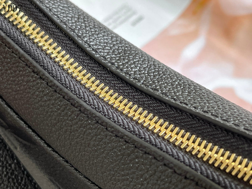 Mini Moon Bag