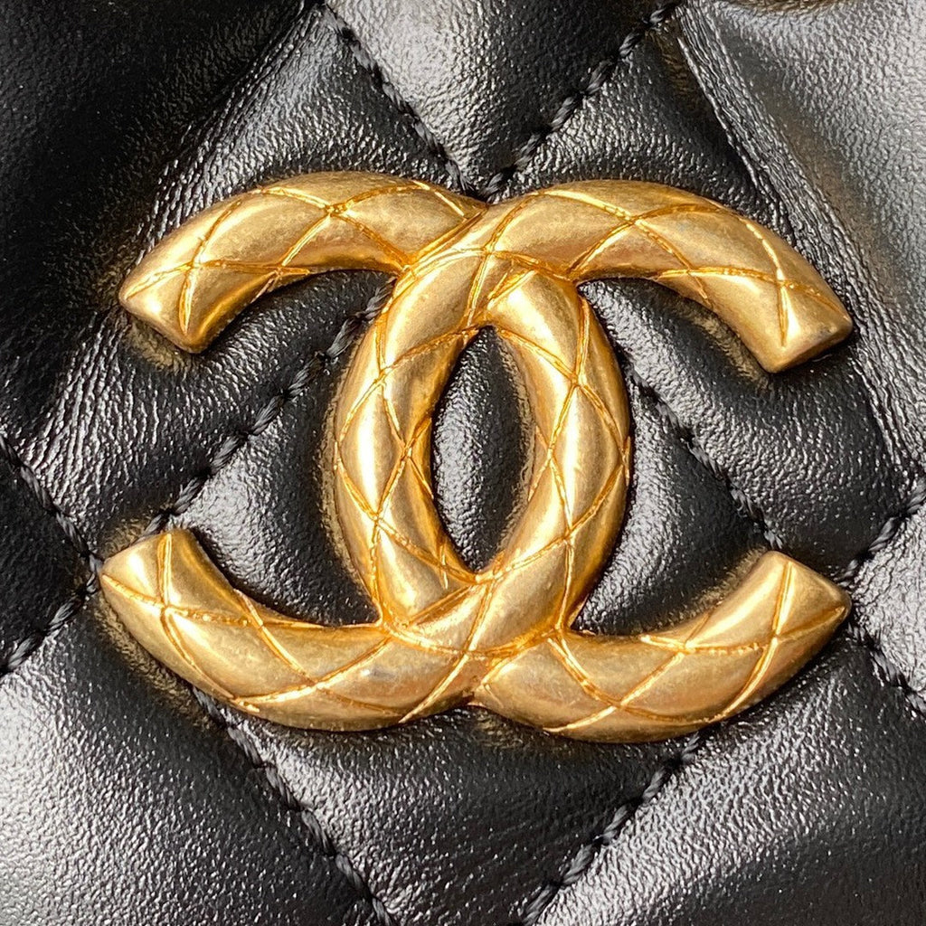 Classic Bucket Bag