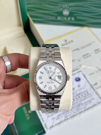 Land Rover Series Wristwatch 36mm