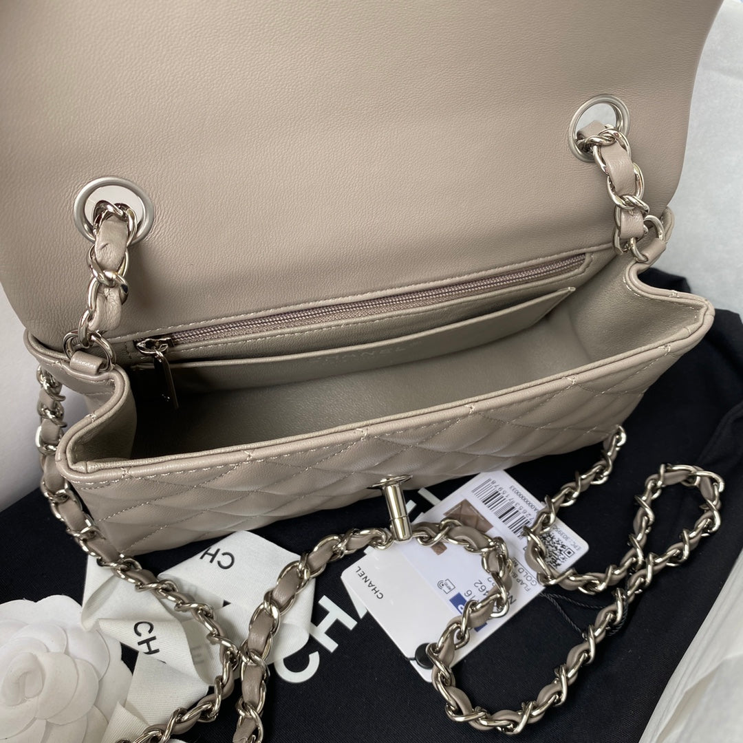 1.55 Classic Quilted Flap Bag