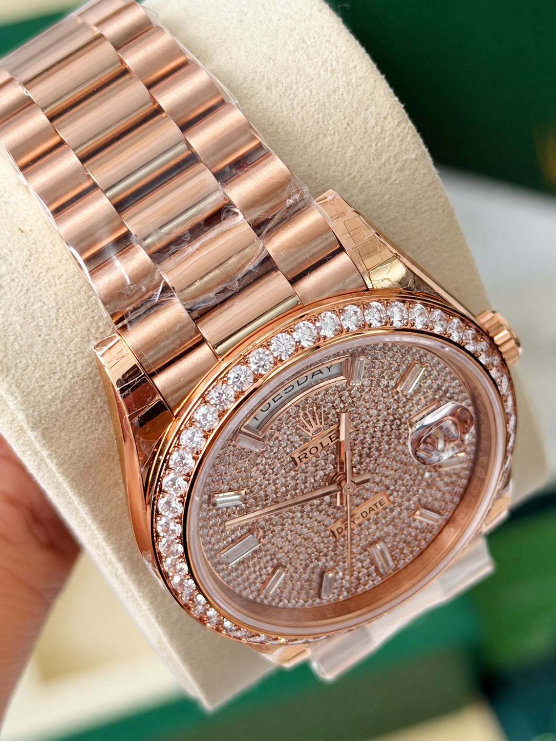 Day-Date 40mm Watch – Rose Gold-Tone & Pavé-Style Dial
