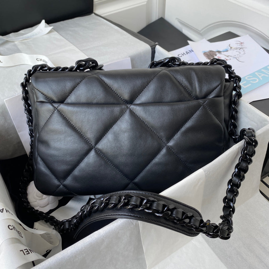 19 Flap Bag