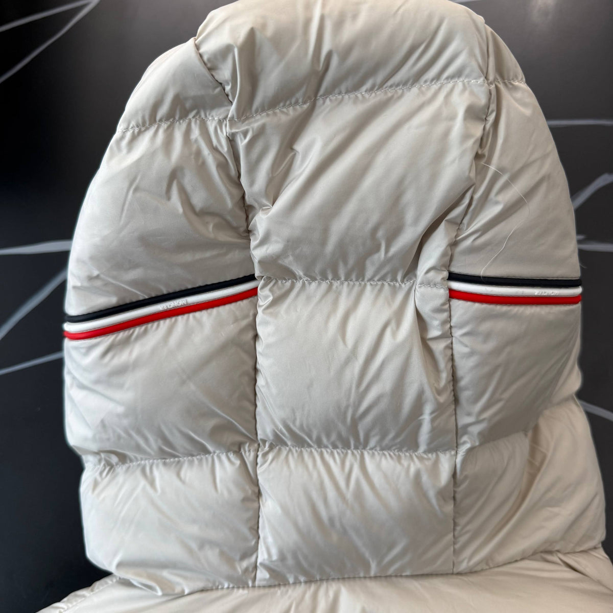 Arned Hooded Quilted Jacket with Goose Dawn