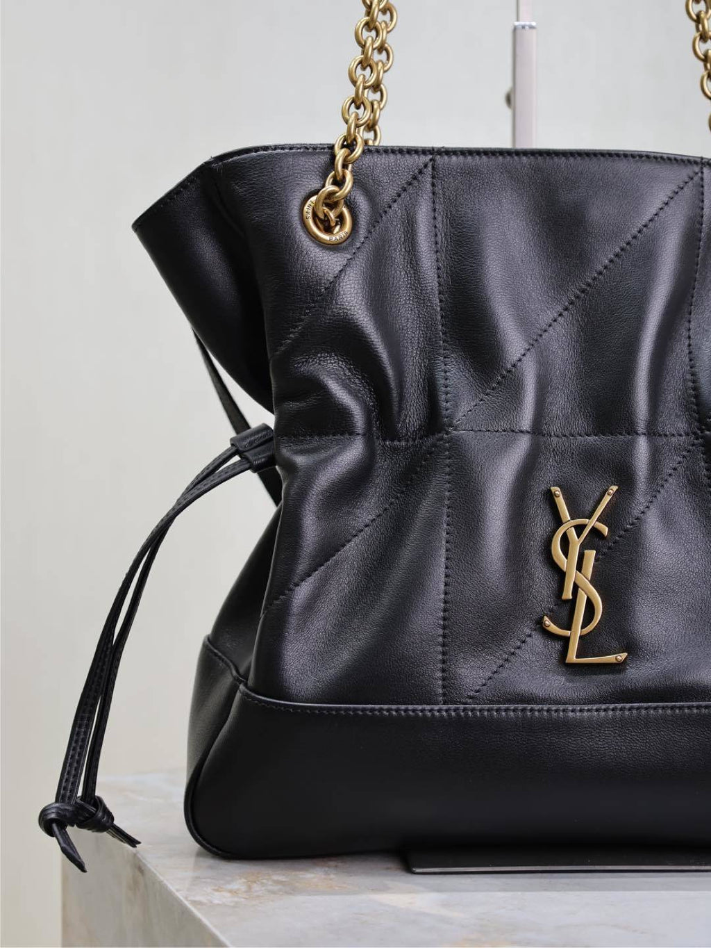 Niki Soft Chain Shoulder Bag