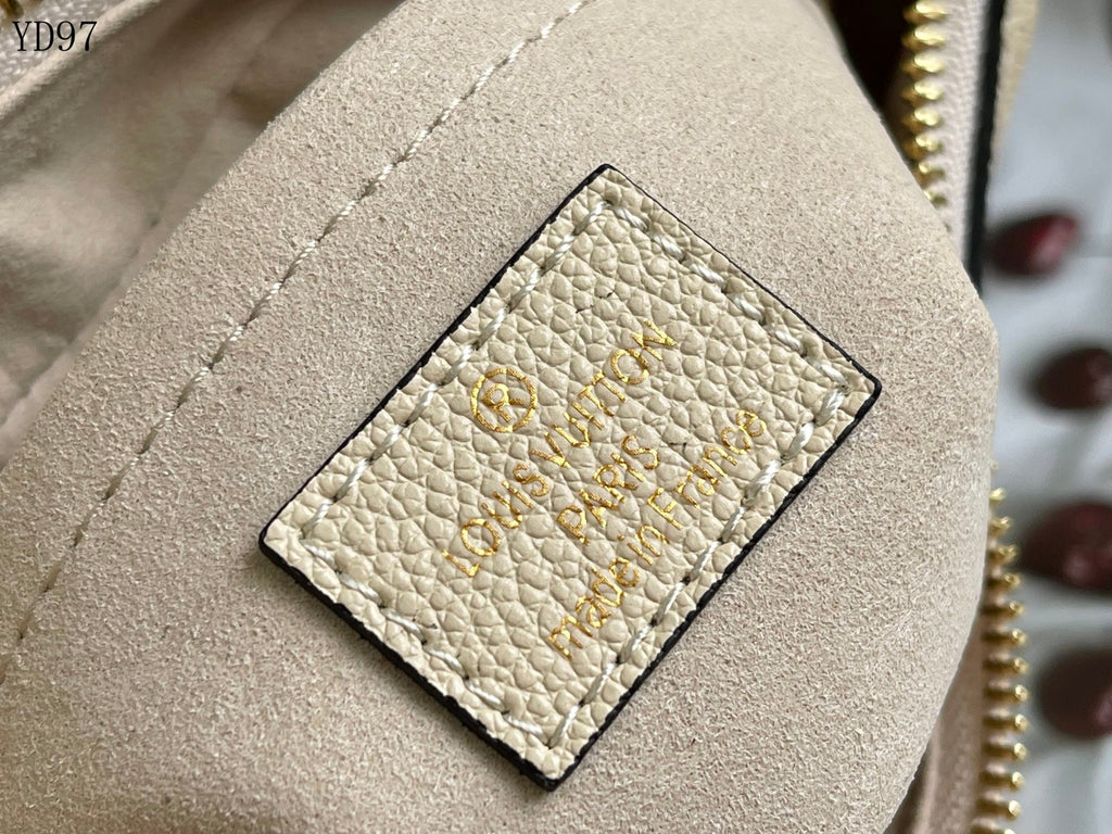 Mini Moon Bag