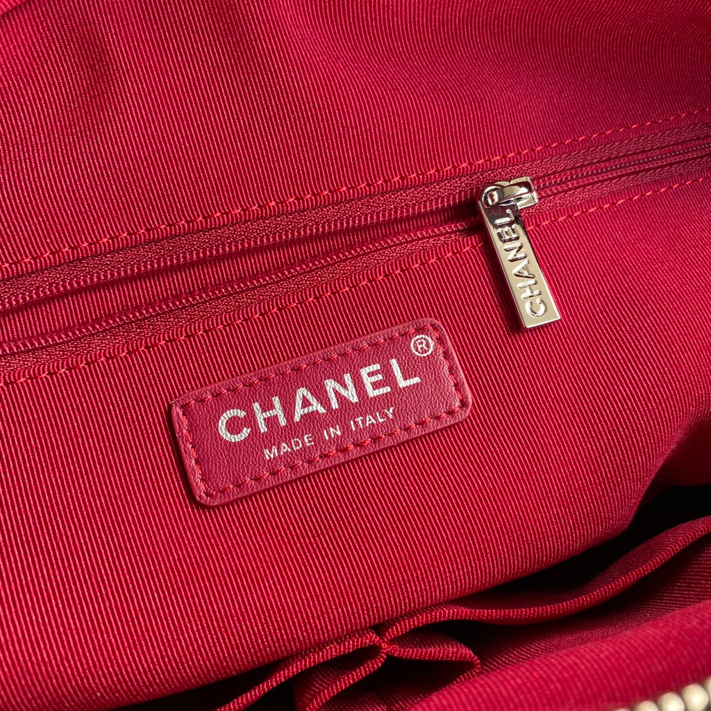 Gabrielle Hobo Bag