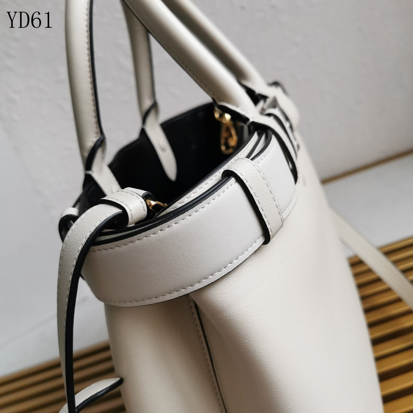 Buckle Belted Medium Leather Tote Bag