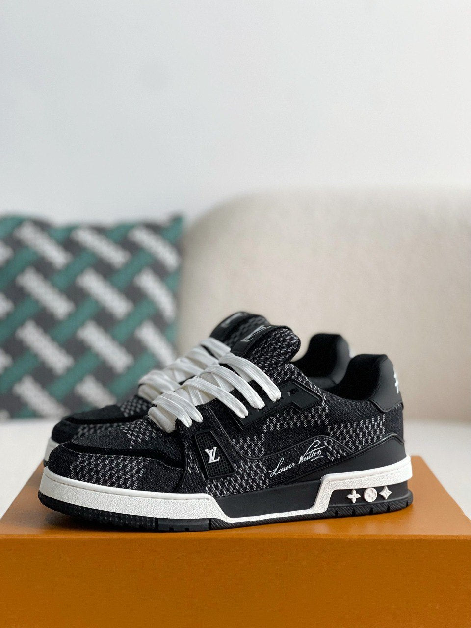 Trainer #54 Sneaker