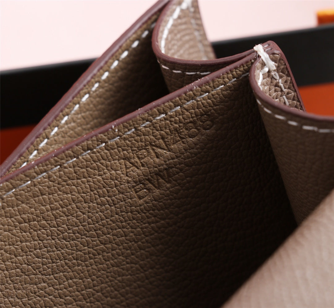 Constance 23 Bag