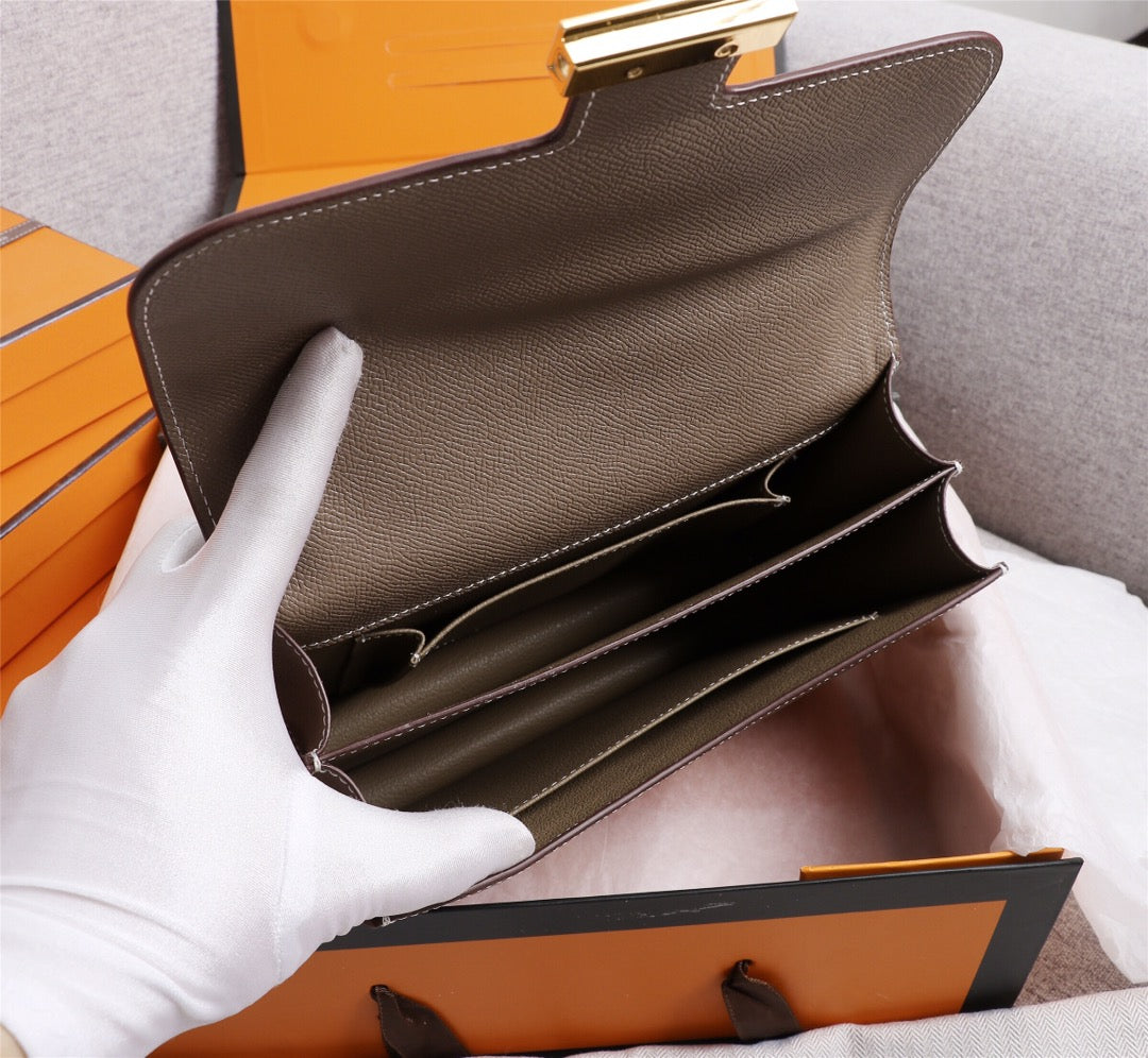 Constance 23 Bag