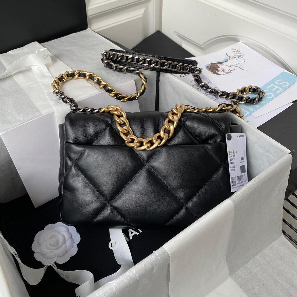 19 Flap Bag 26 cm