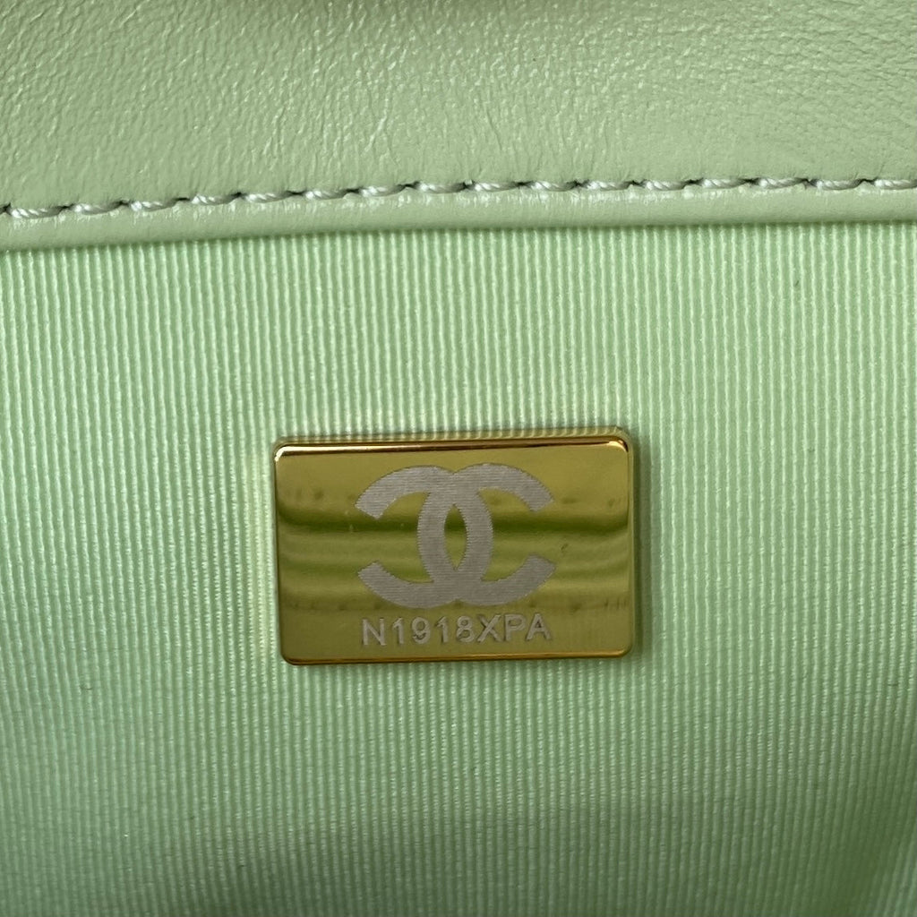 19 Flap Bag 26 cm