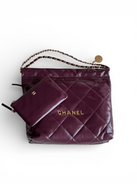 22 Medium Handbags