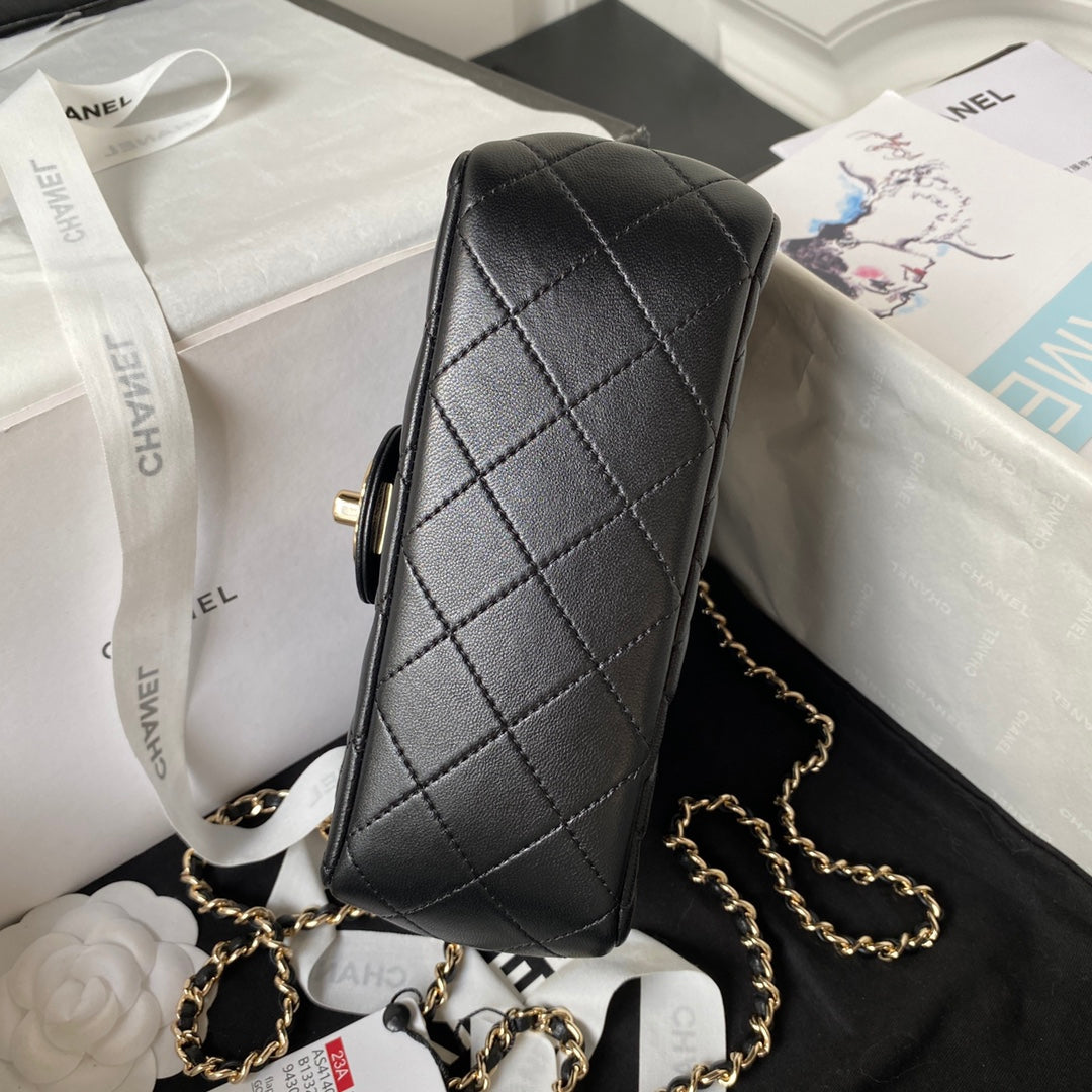 Diamond Handle Flap Bag