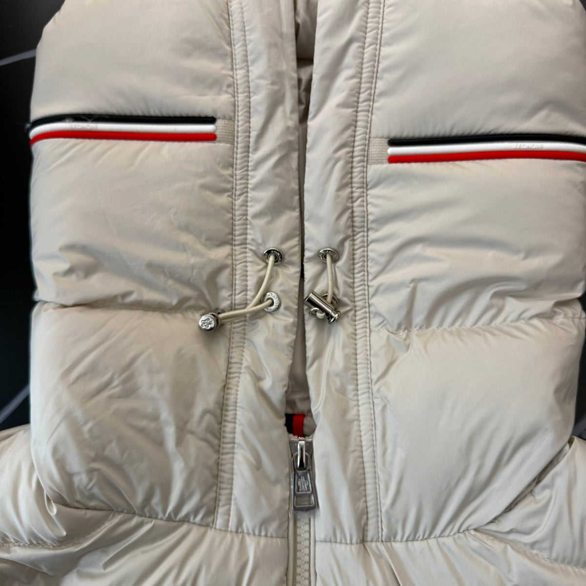 Arned Hooded Quilted Jacket with Goose Dawn