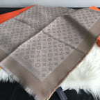 Monogram Shawl 140 x 140 cm