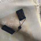 Monogram Shawl 140 x 140 cm