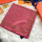 Monogram Shawl 140 x 140 cm