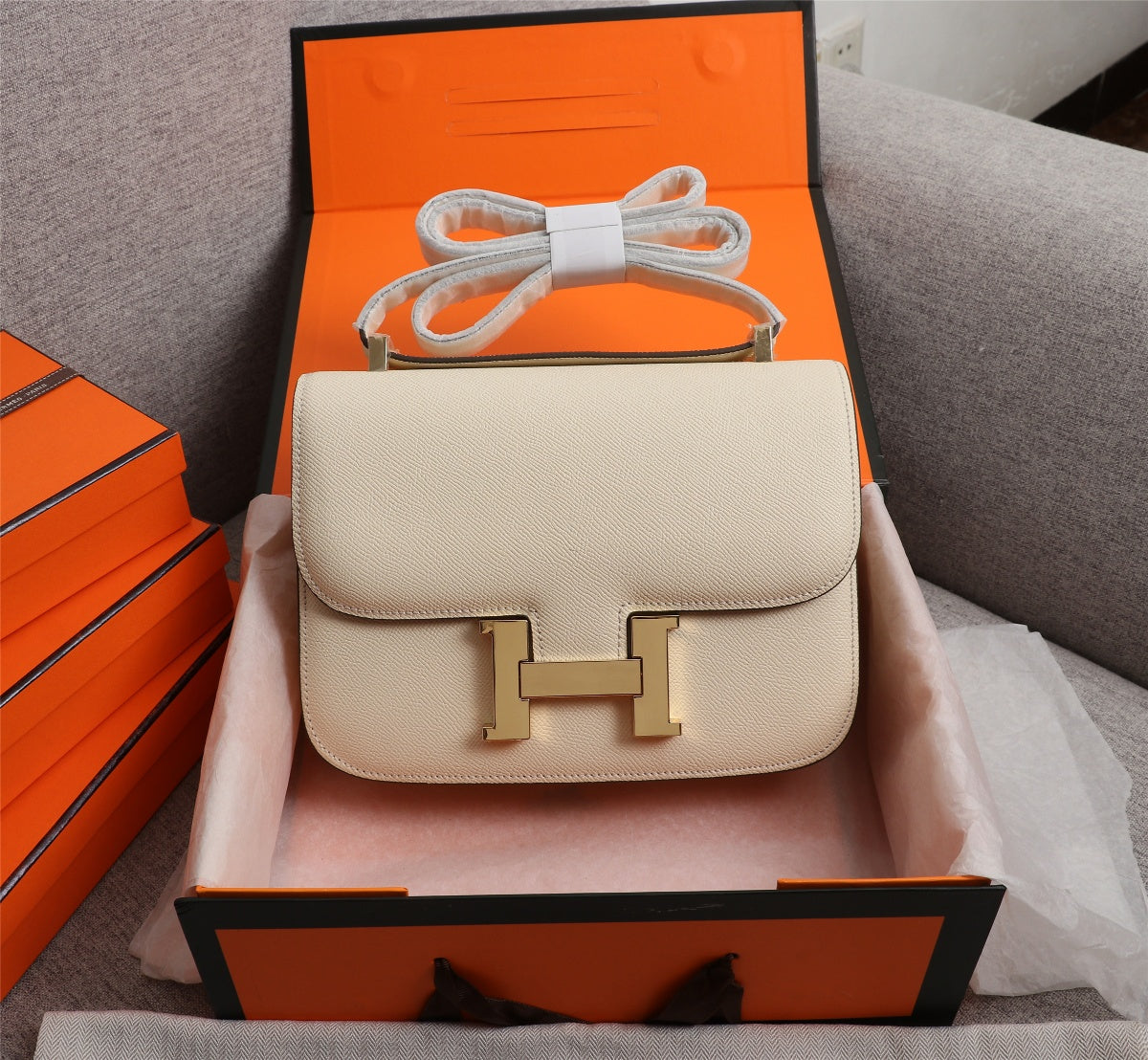 Constance 23 Bag