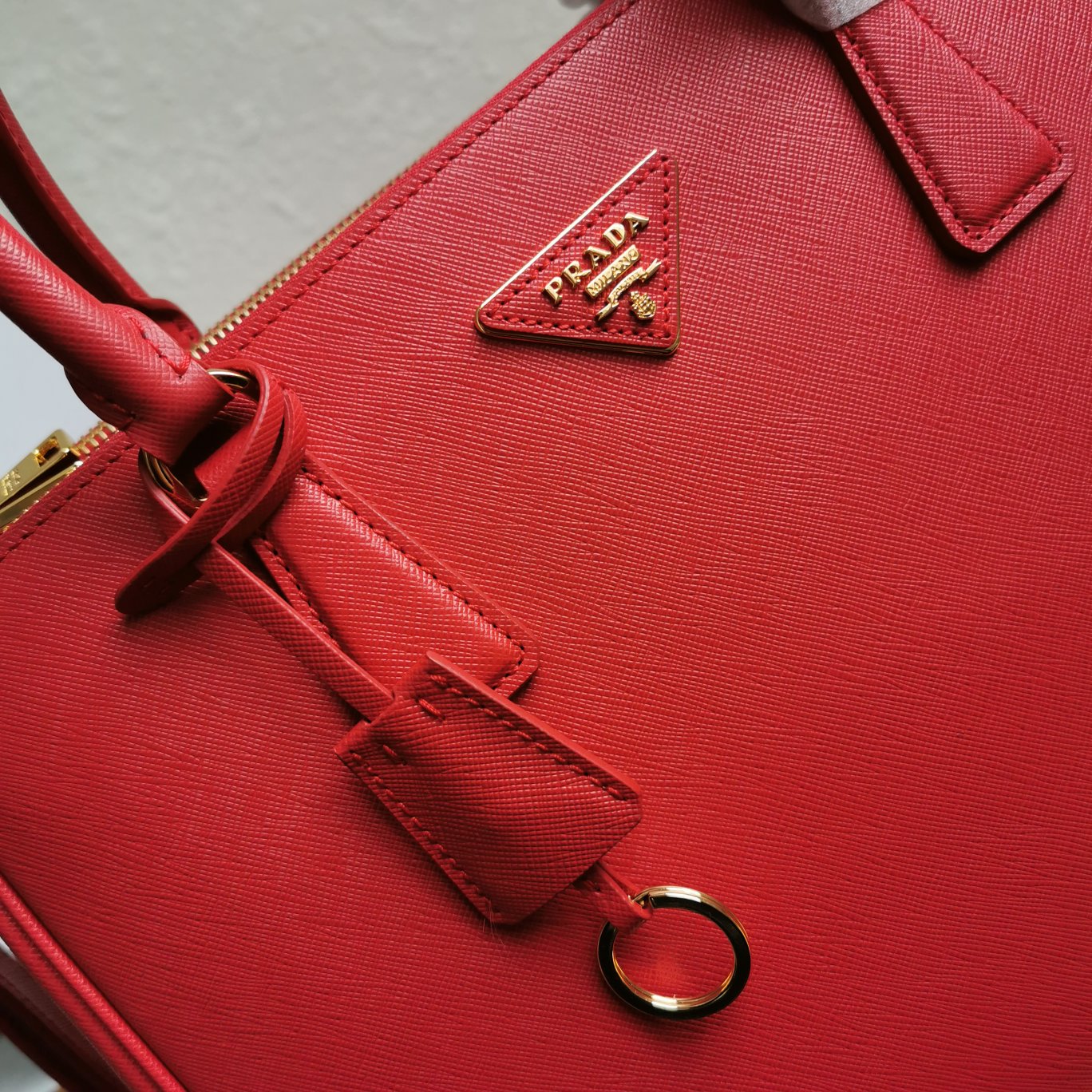 Galleria Saffiano Leather Tote Bag
