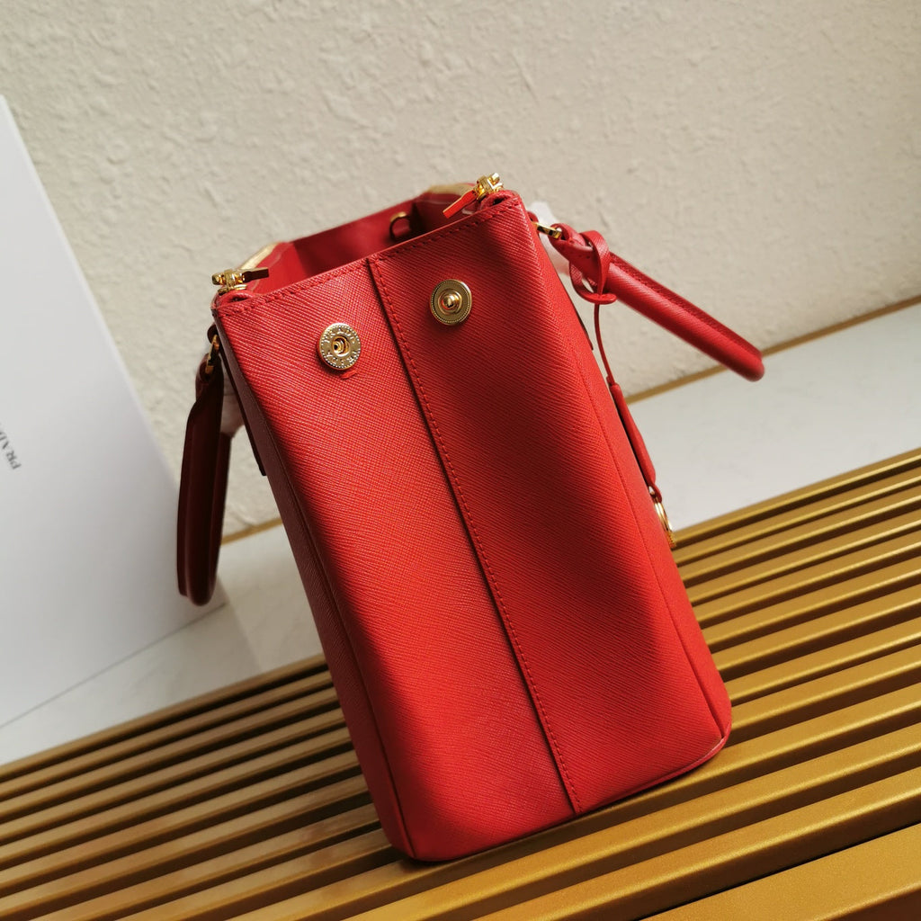 Galleria Saffiano Leather Tote Bag