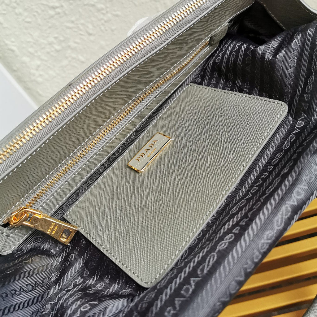 Galleria Saffiano Leather Tote Bag