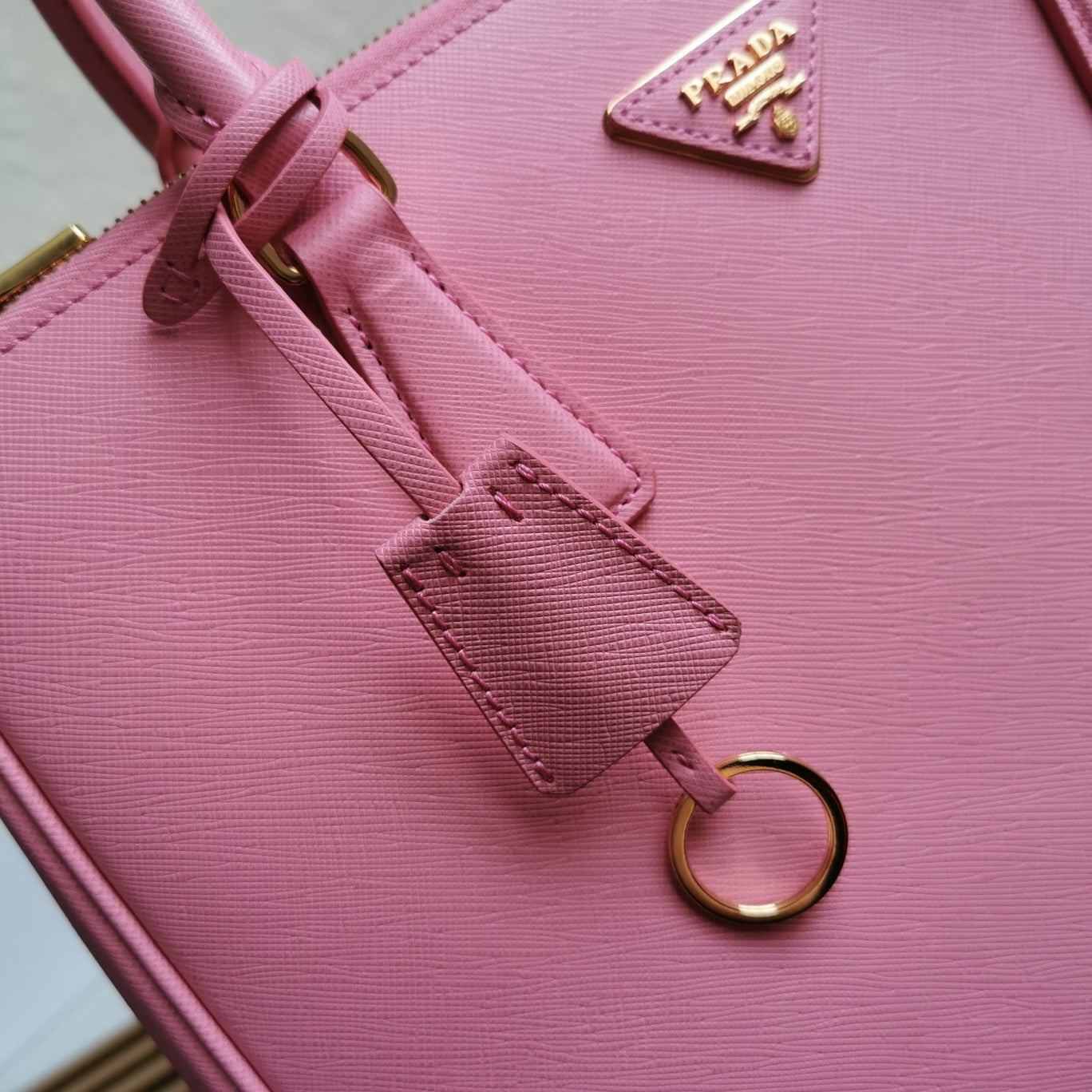 Galleria Saffiano Leather Tote Bag