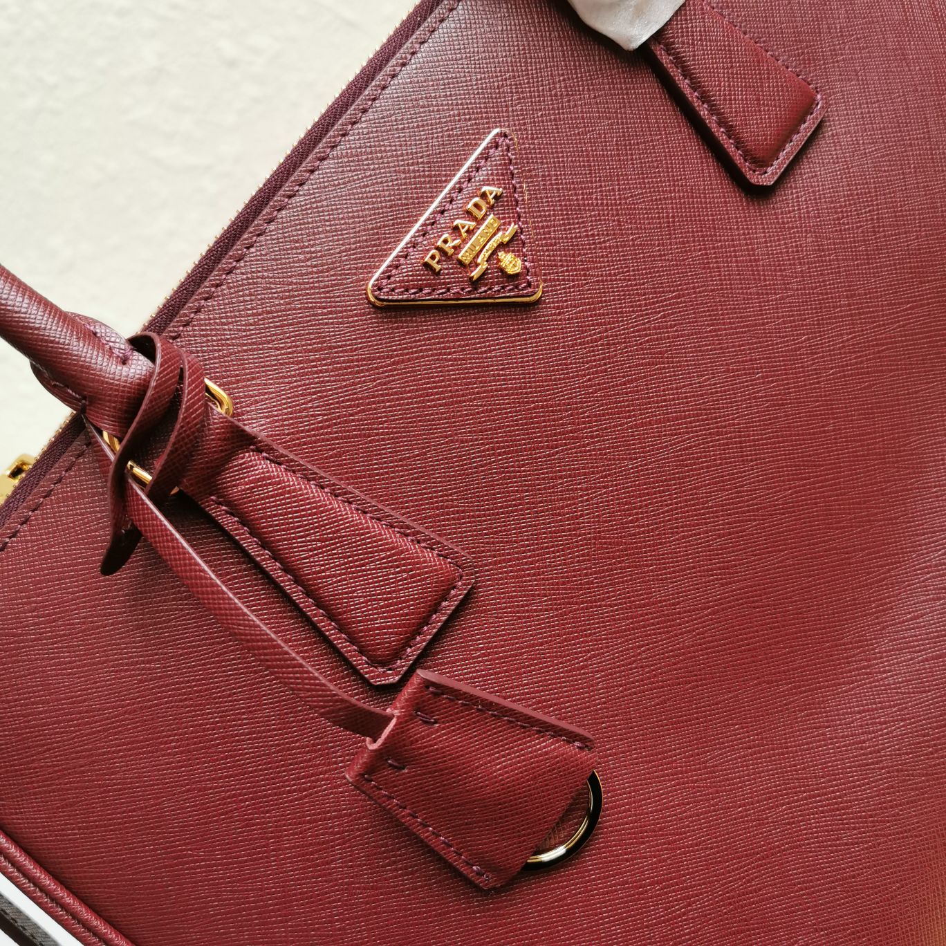 Galleria Saffiano Leather Tote Bag