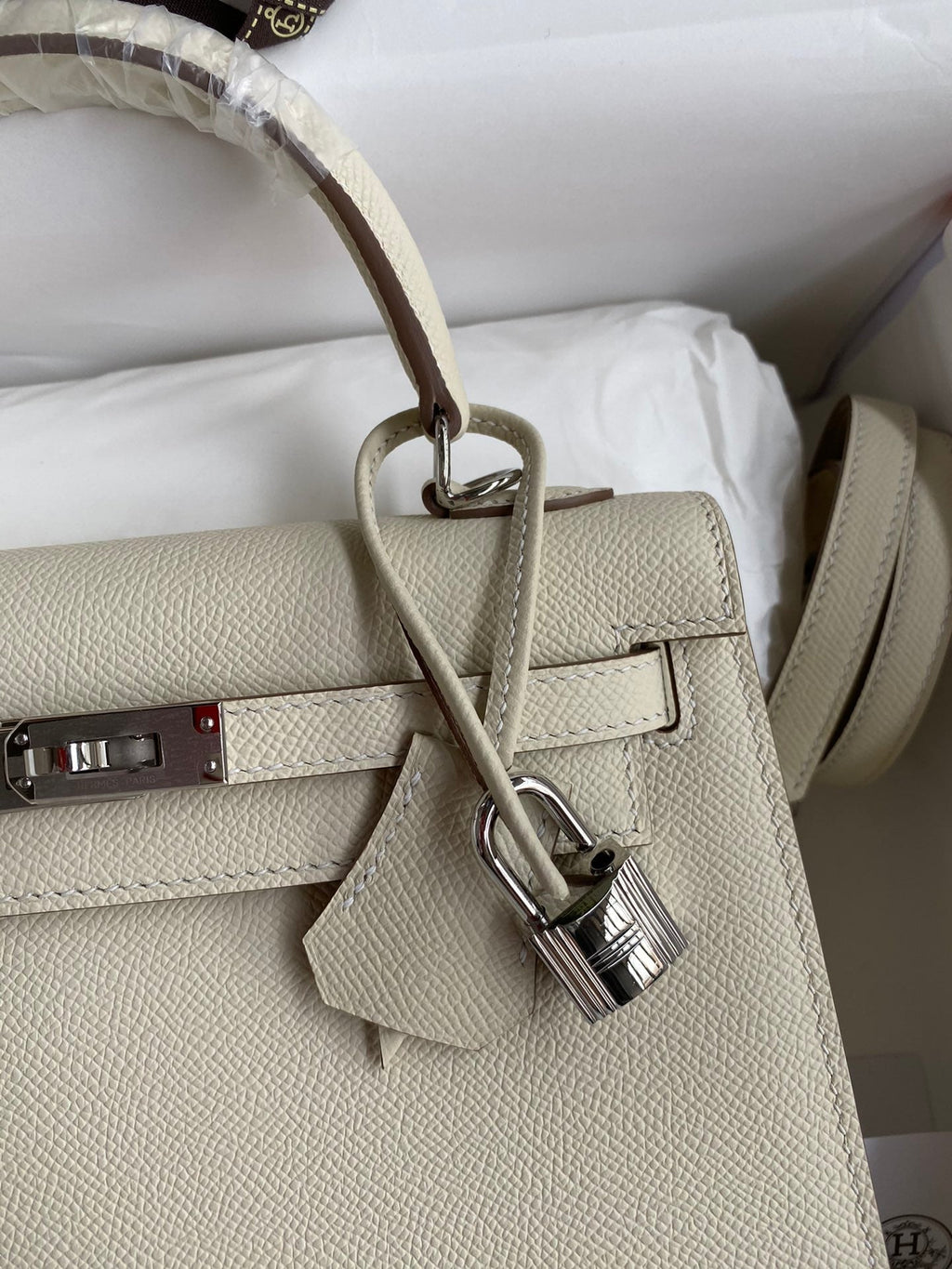 Kelly 25 Epsom Leather Bag
