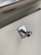 Kelly 25 Epsom Leather Bag