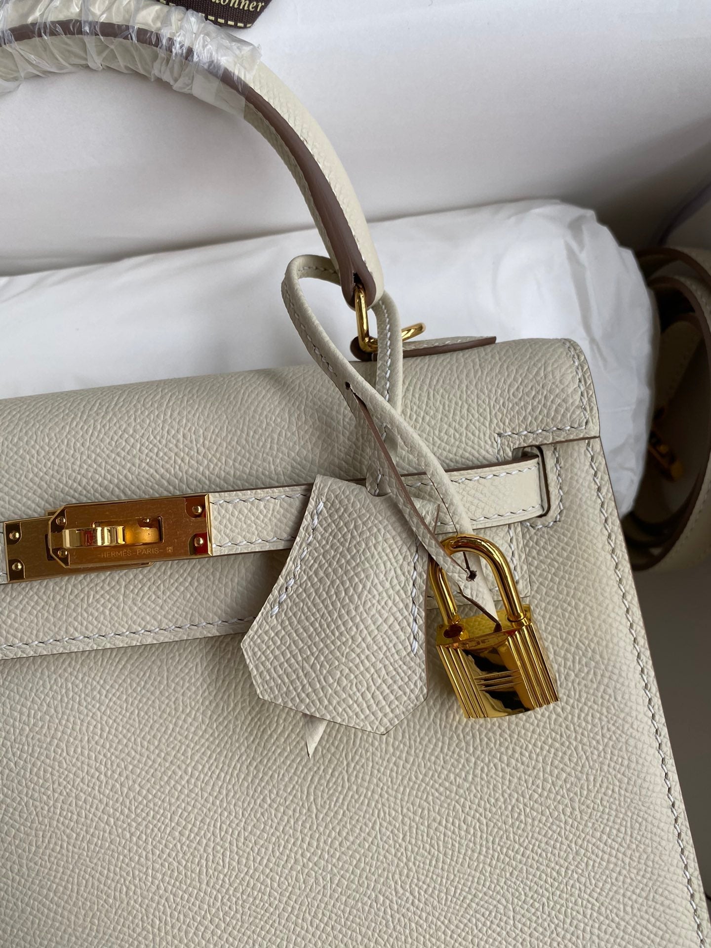 Kelly 25 Epsom Leather Bag