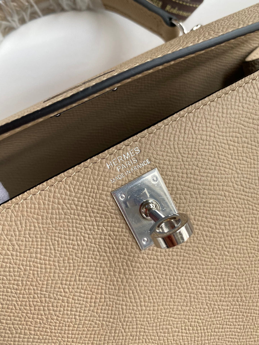 Kelly 25 Epsom Leather Bag