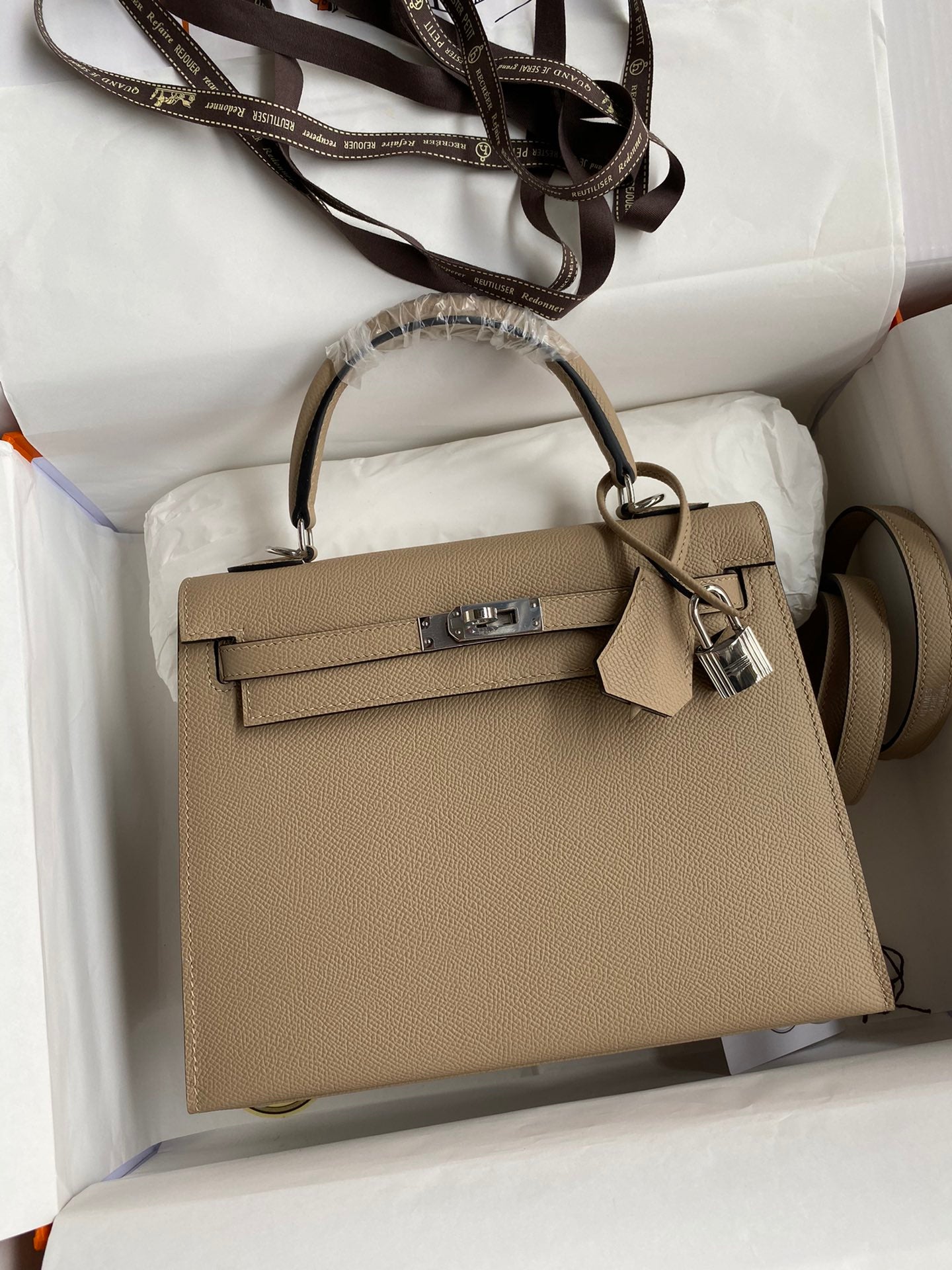 Kelly 25 Epsom Leather Bag