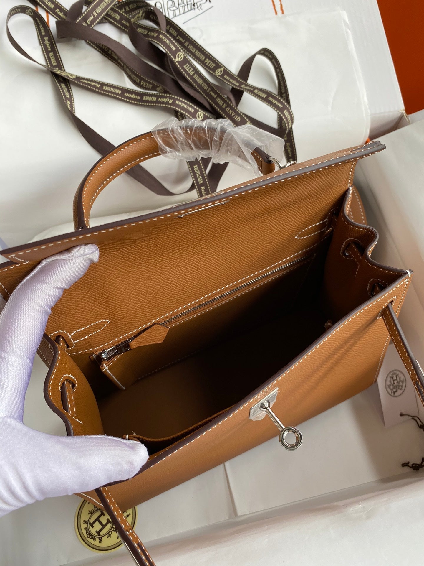 Kelly 25 Epsom Leather Bag