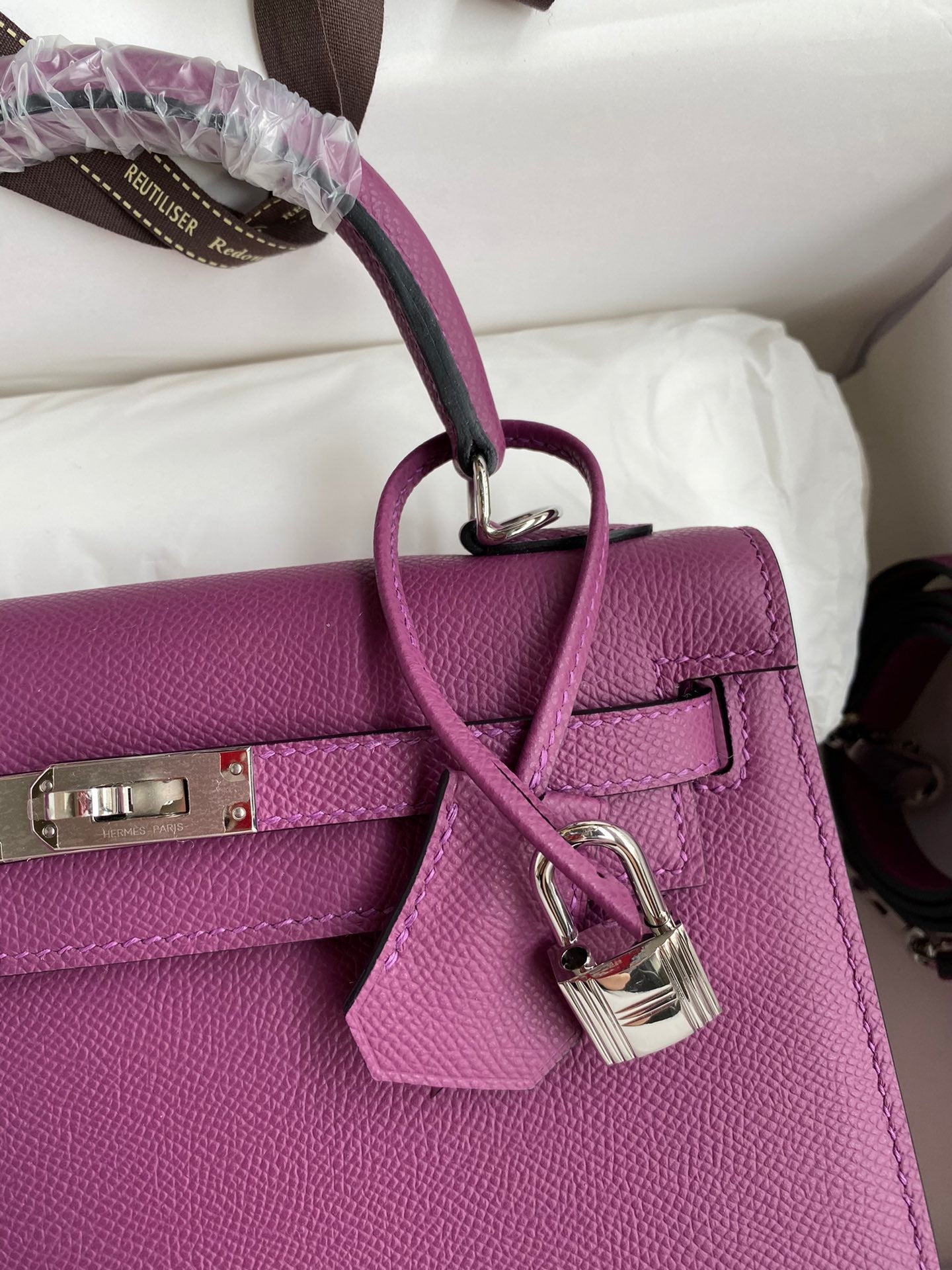 Kelly 25 Epsom Leather Bag