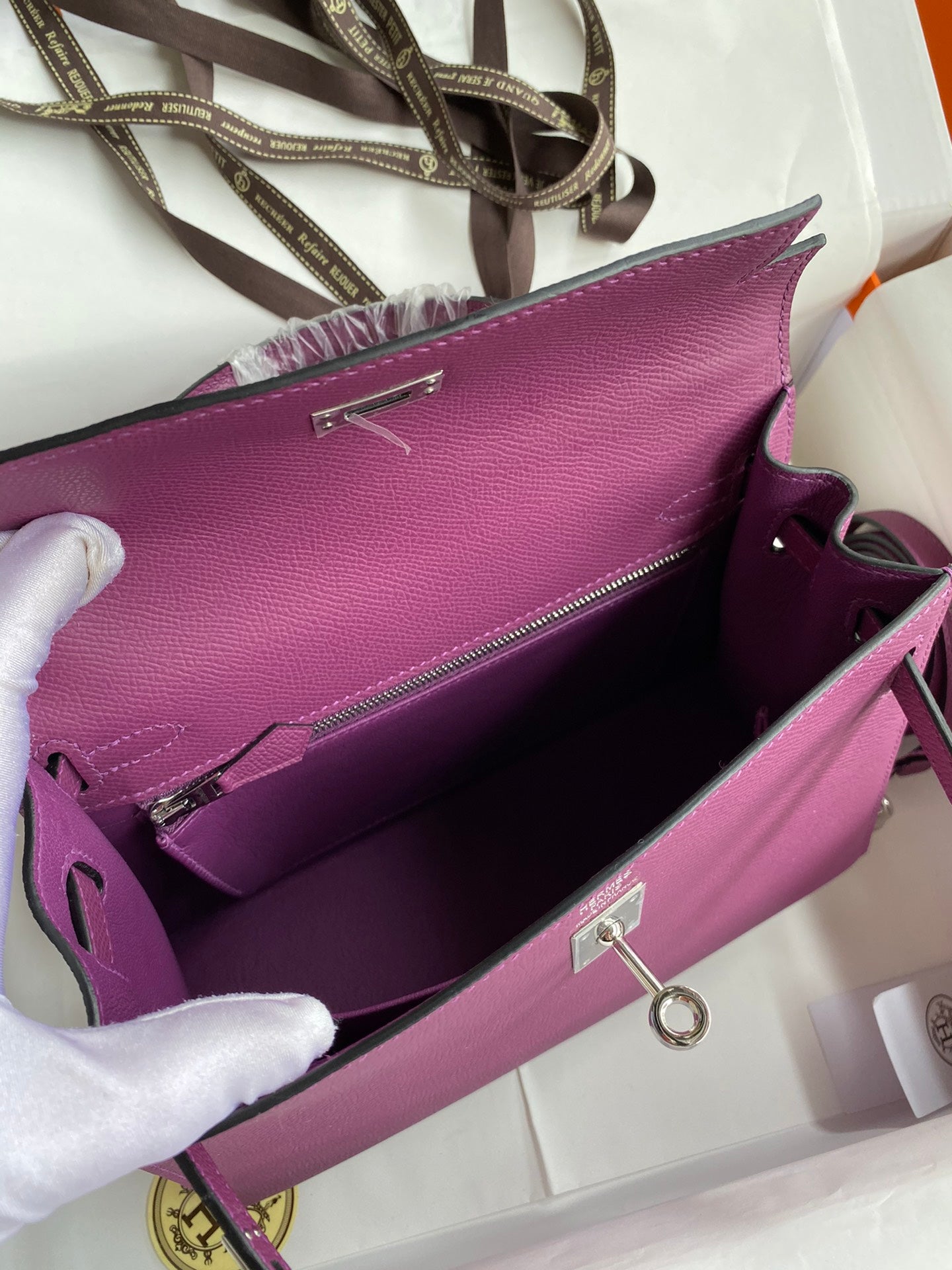 Kelly 25 Epsom Leather Bag