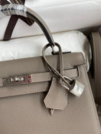 Kelly 25 Epsom Leather Bag