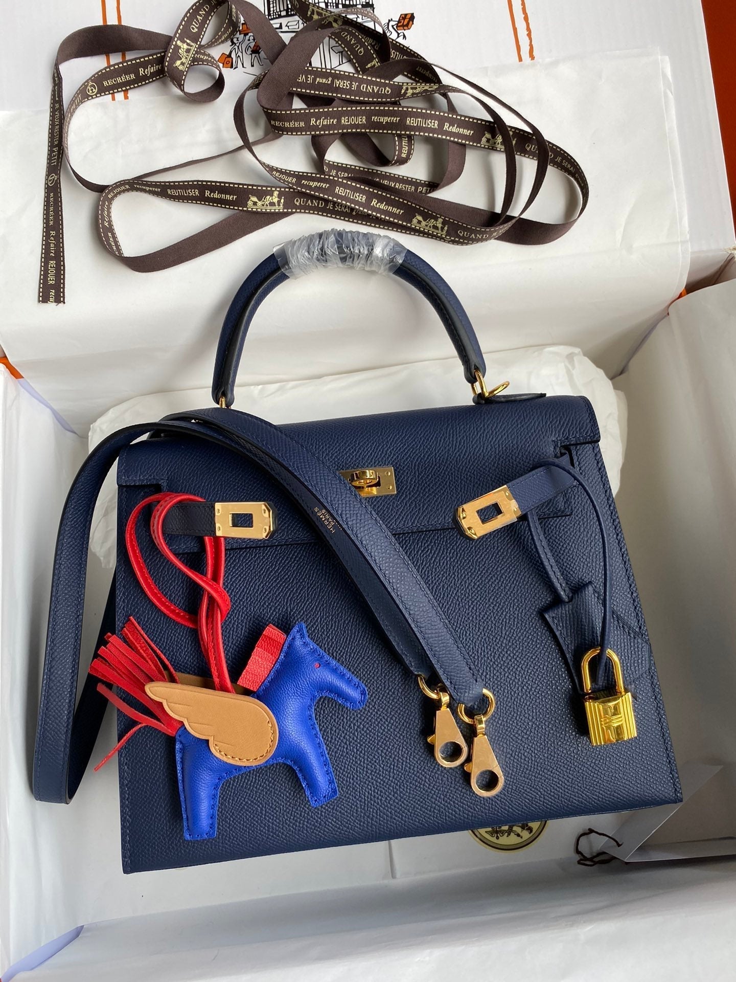 Kelly 25 Epsom Leather Bag