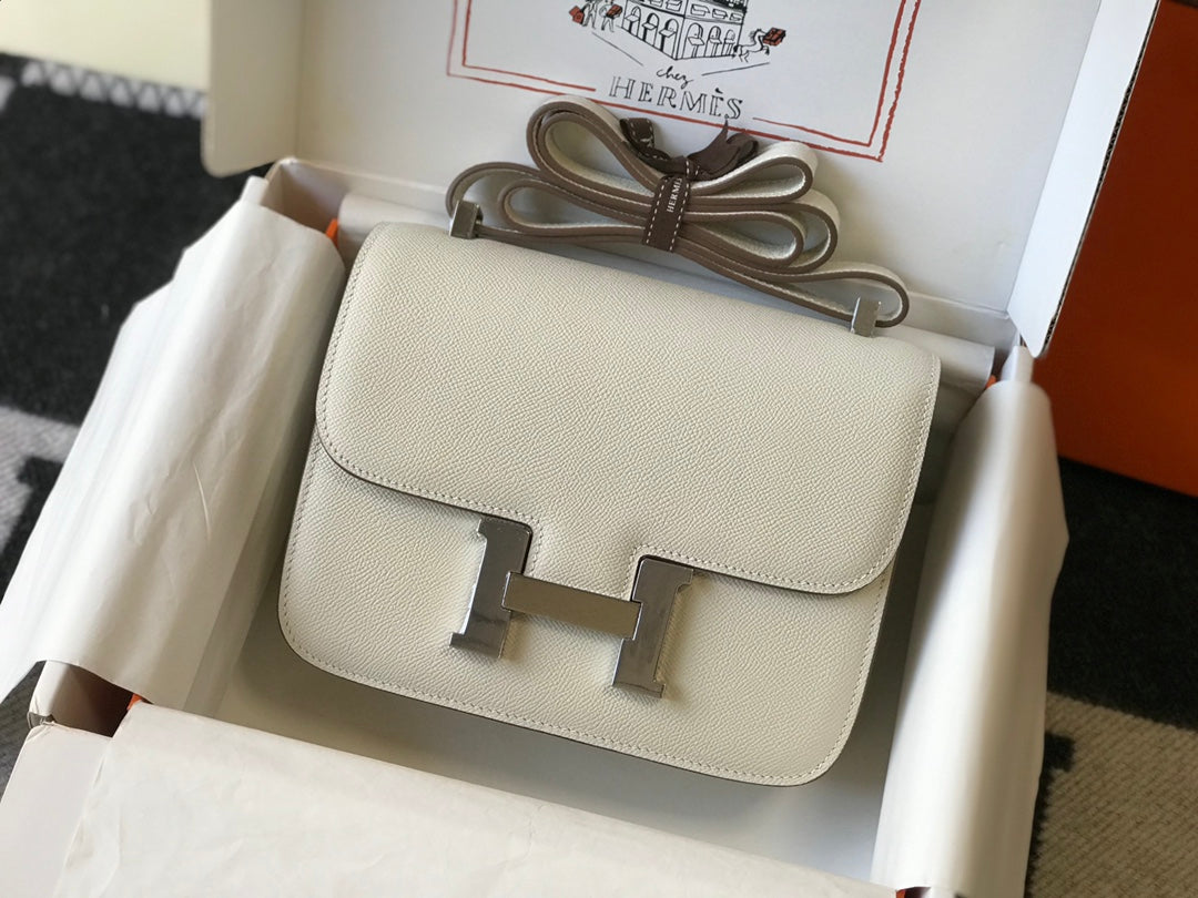 Constance 18 Bag