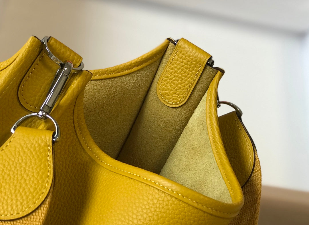 Evelyne Bag