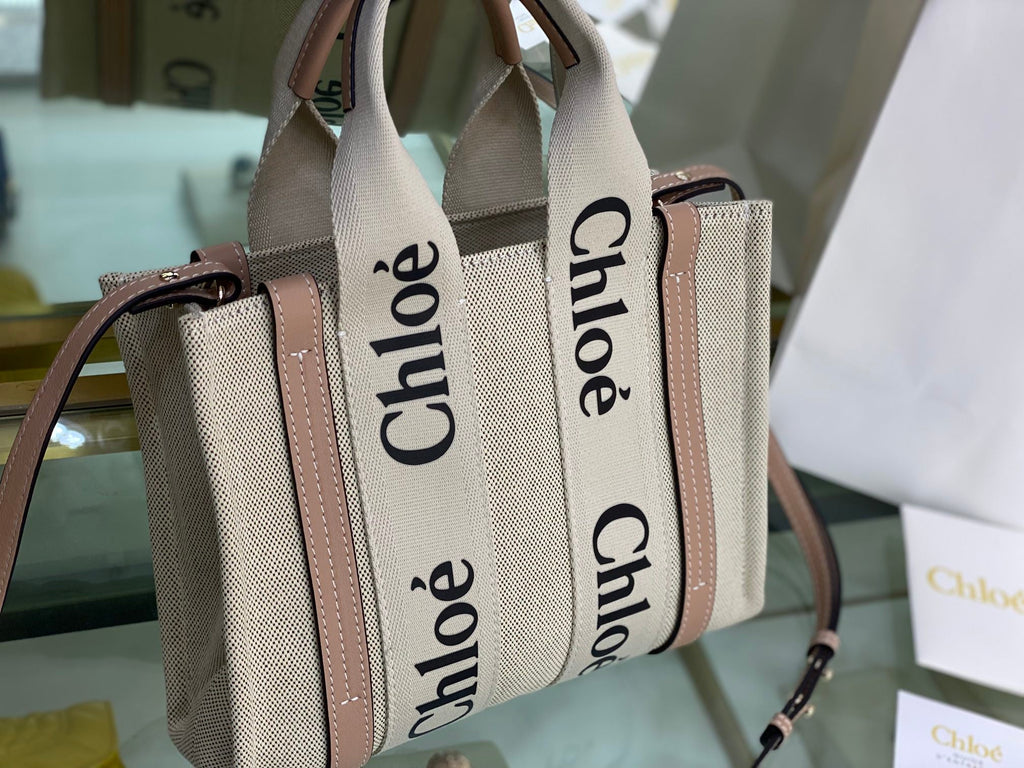 Woody Tote Bag with Strap