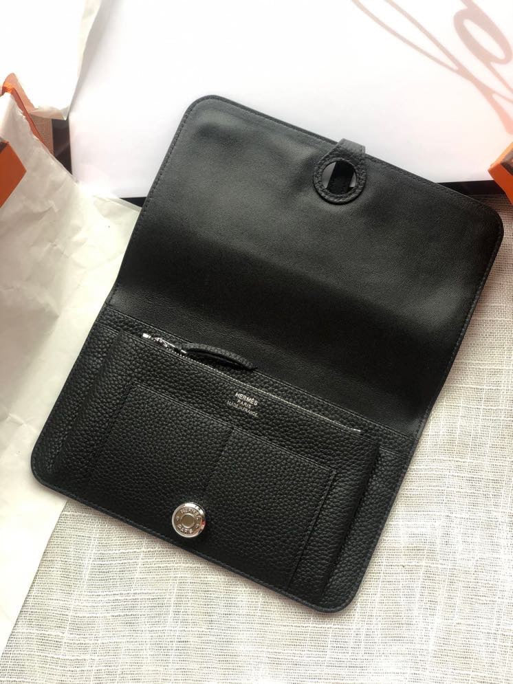Dogon Long Wallet Togo Leather