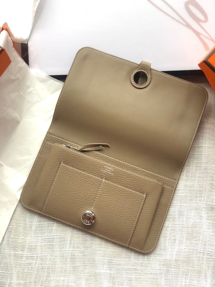 Dogon Long Wallet Togo Leather