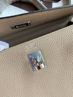 Kelly 25 Togo Leather Bag
