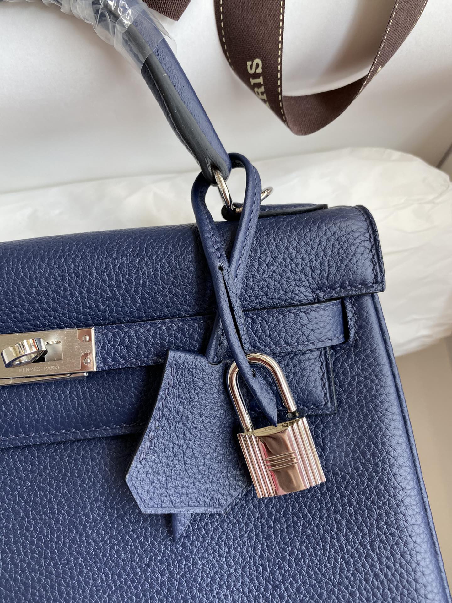 Kelly 25 Togo Leather Bag
