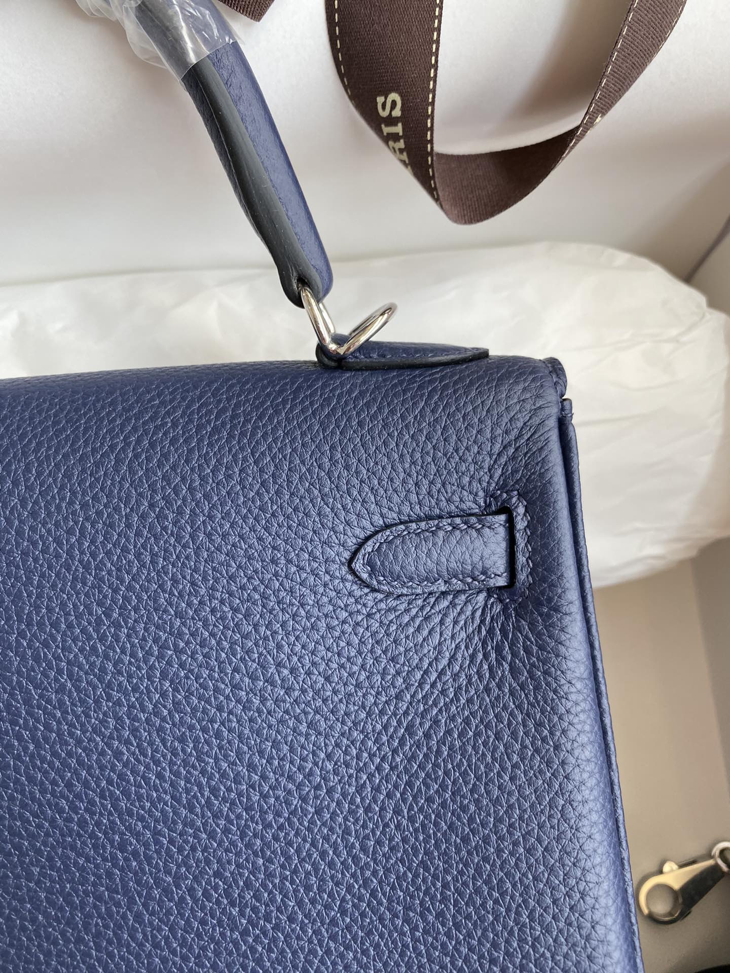 Kelly 25 Togo Leather Bag