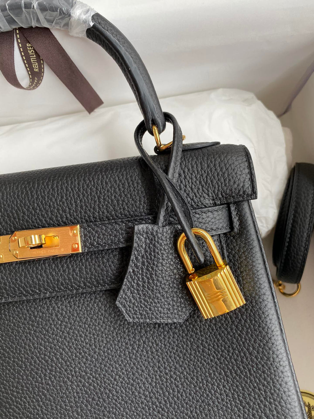 Kelly 25 Togo Leather Bag
