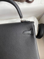 Kelly 25 Togo Leather Bag