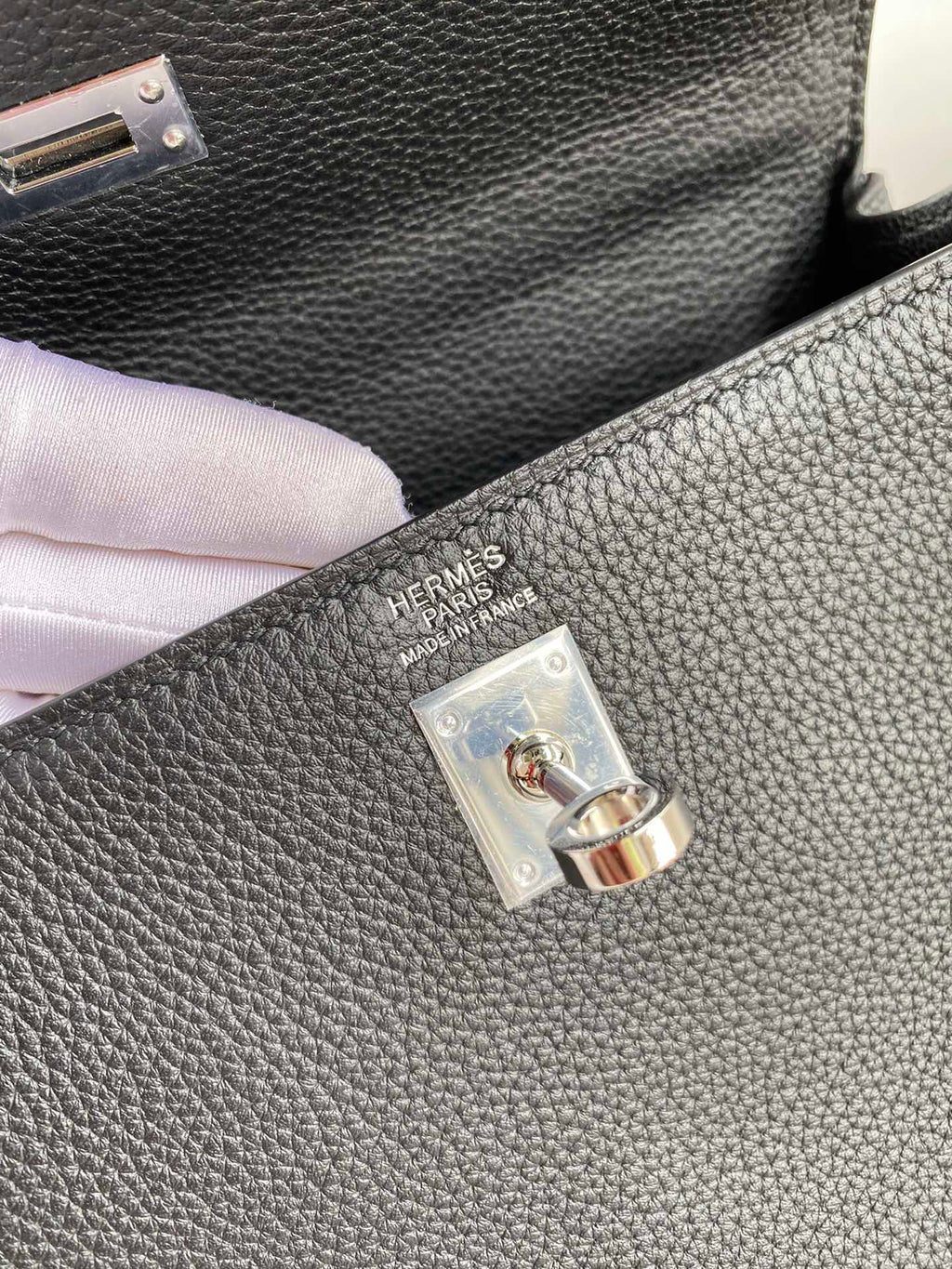 Kelly 25 Togo Leather Bag