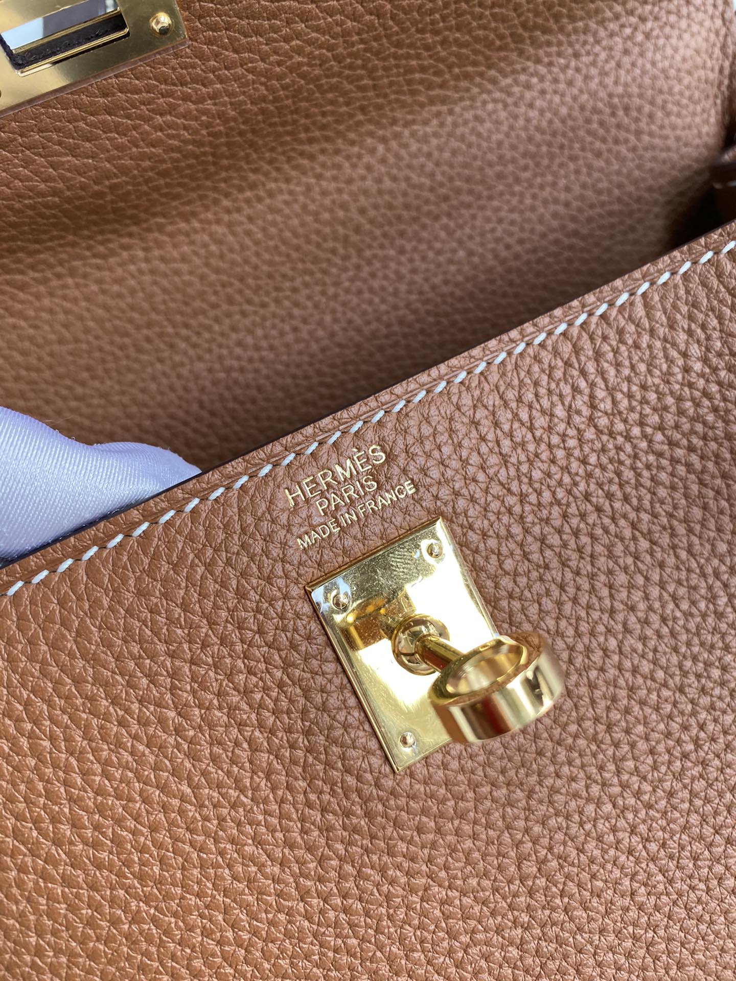 Kelly 25 Togo Leather Bag